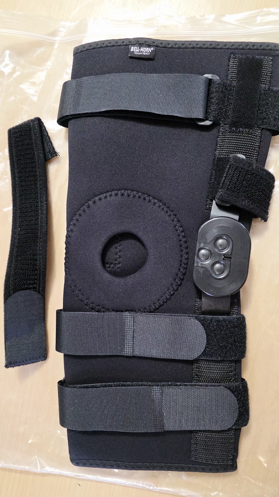 Bell-Horn Range of Motion (ROM) Knee Brace L1833 Size Medium in Black