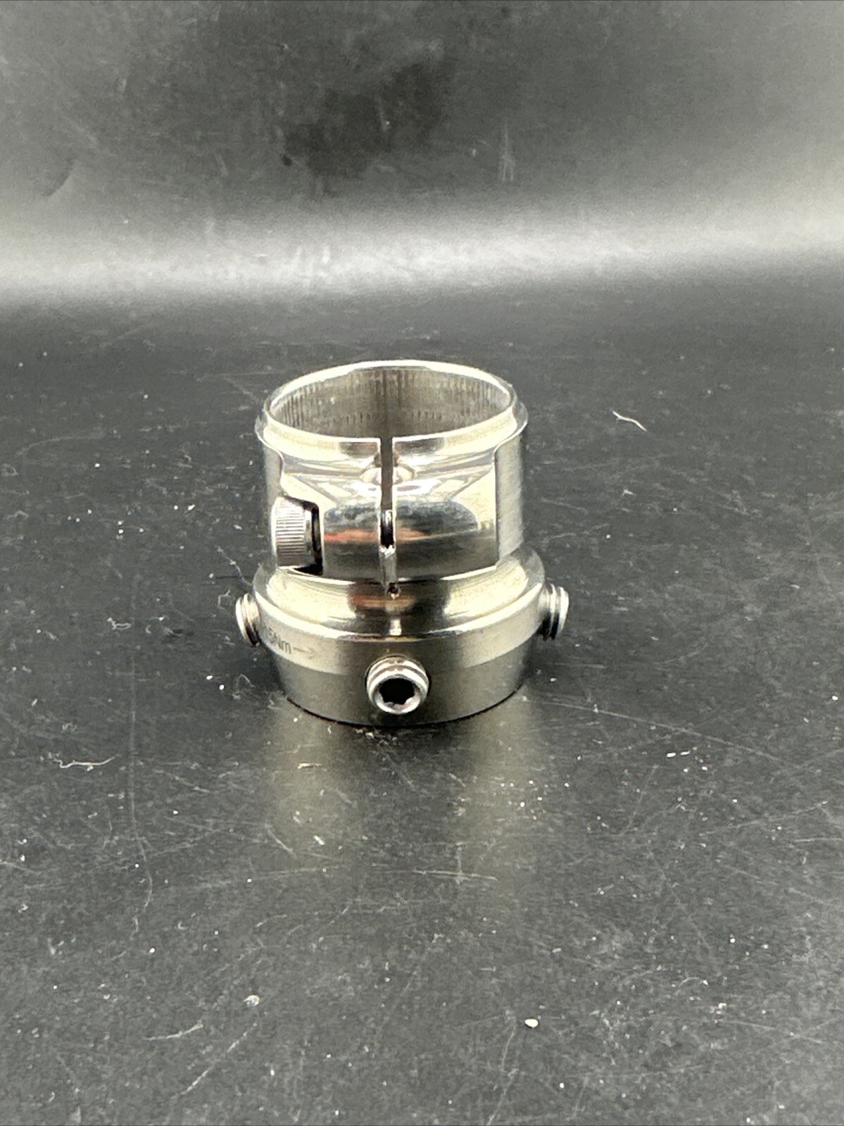 APC Short 30mm Diameter Prosthetic Tube Clamp. Titanium, TI-100C-SH.