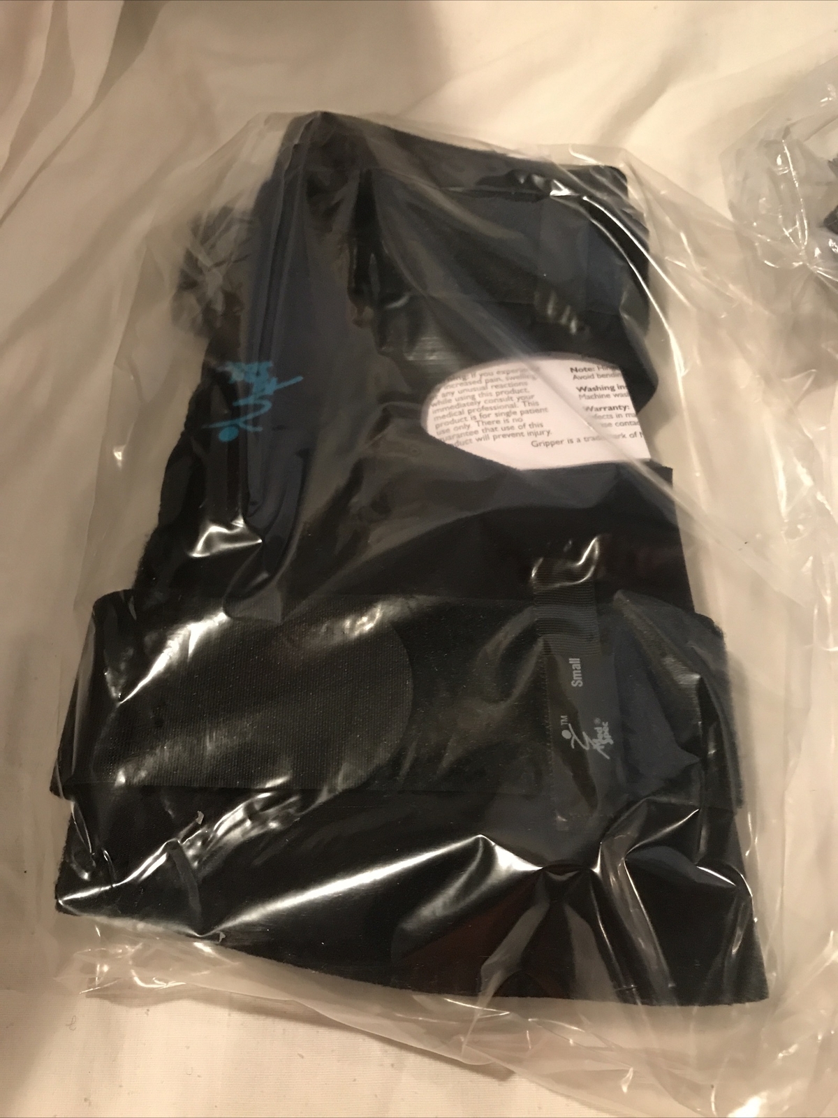 New Med Spec Gripper small Hinged Knee Brace Black Small 12″ with 3/16″ Neoprene