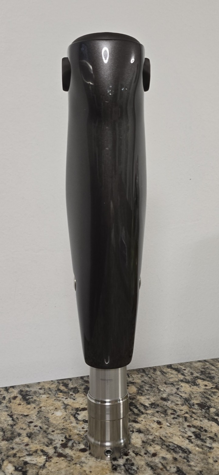 New 2026 ottobock C-Leg 4 This prosthesis was purchased in 03/23/2026.