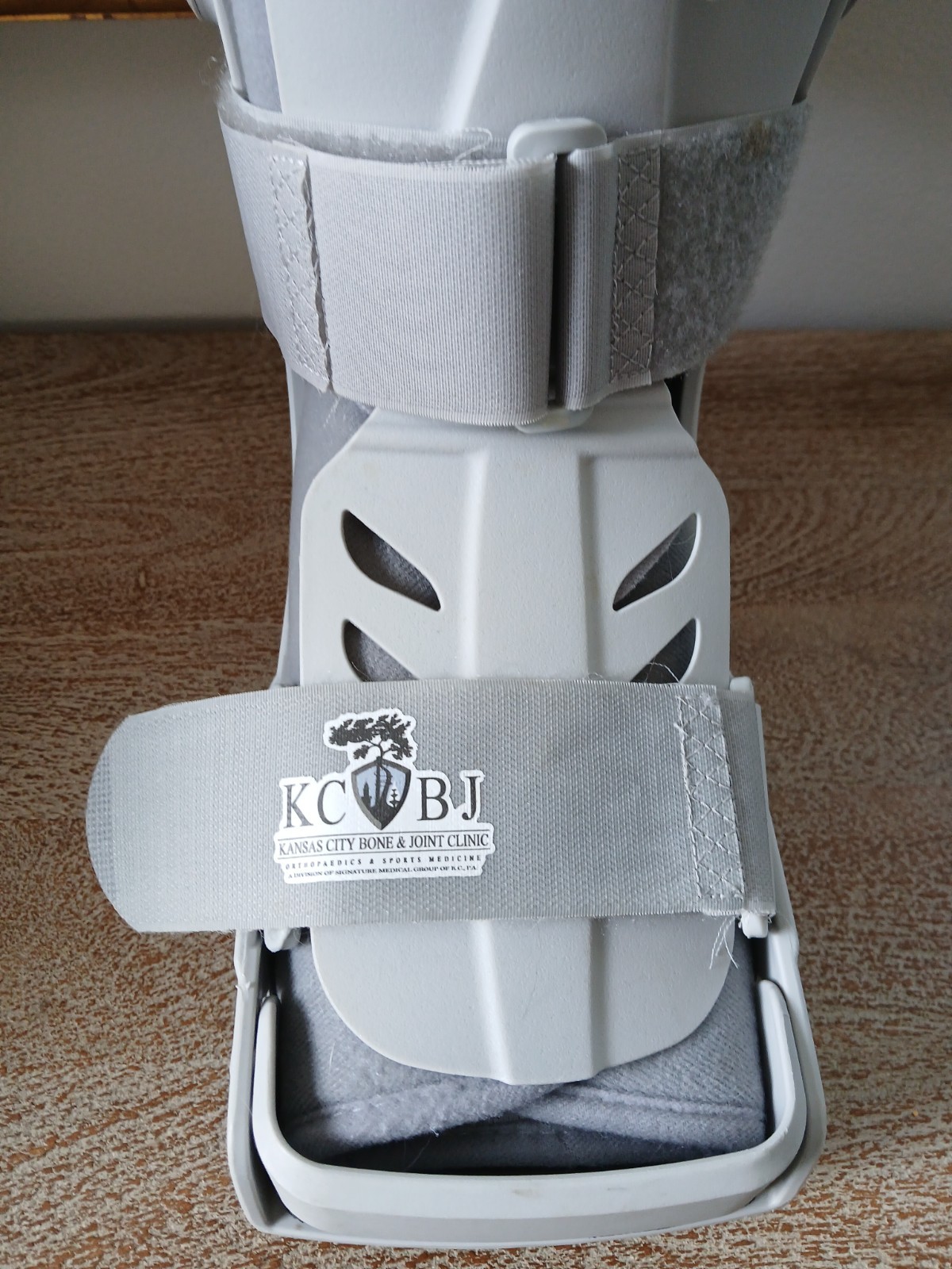 DeRoyal Adjustable Orthopedic Walking Boot Air Cast Large Gray Immobilization