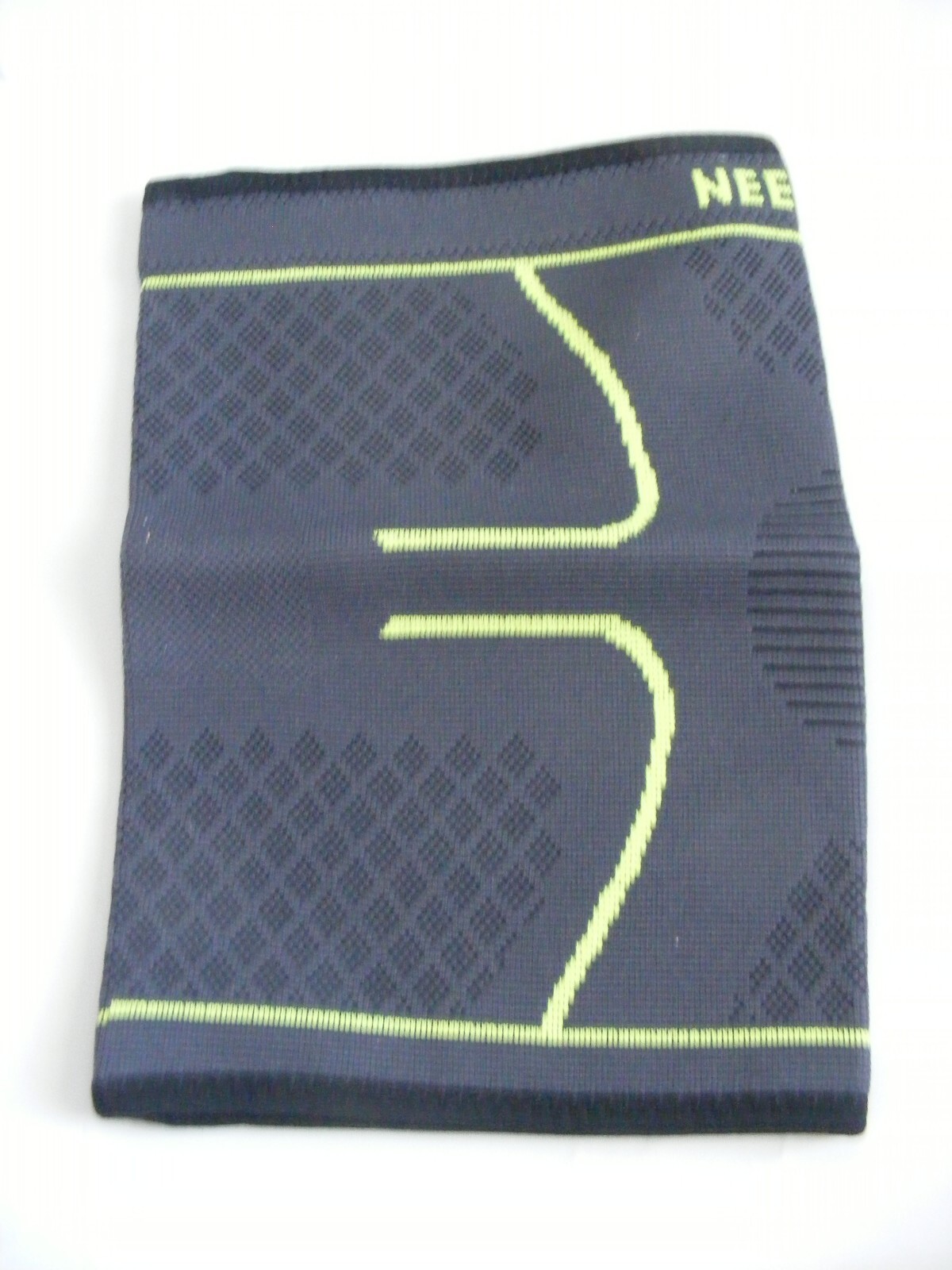 Neenca Knee Brace Sleeve Professional Extra Large Black Yellow 86% Nylon