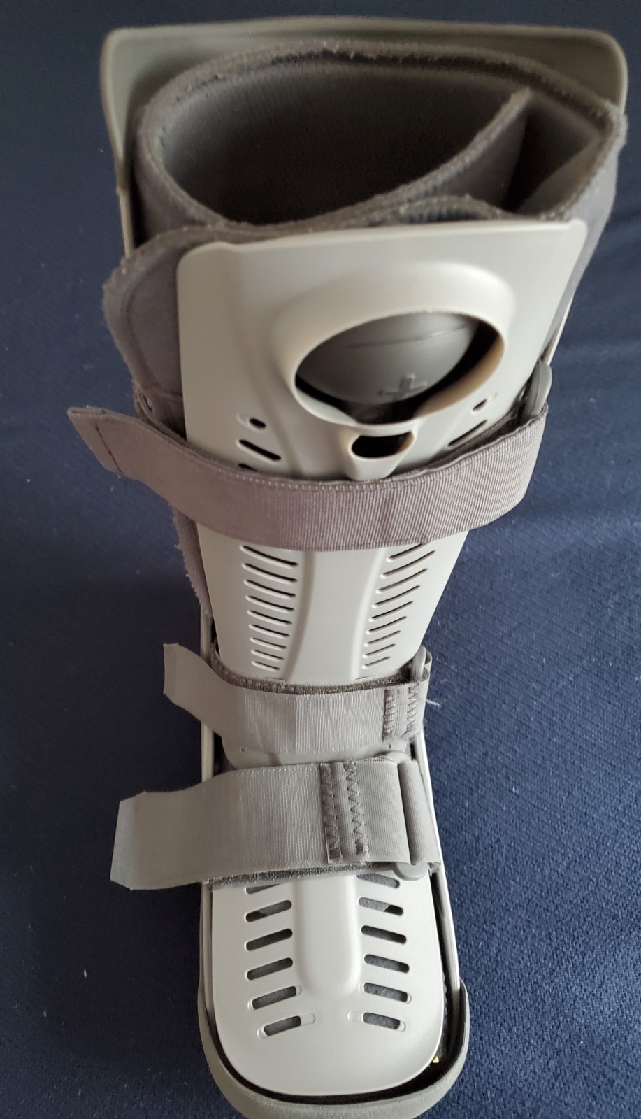 Ossur Rebound Air Walker Boot High Top, Left Foot Medium