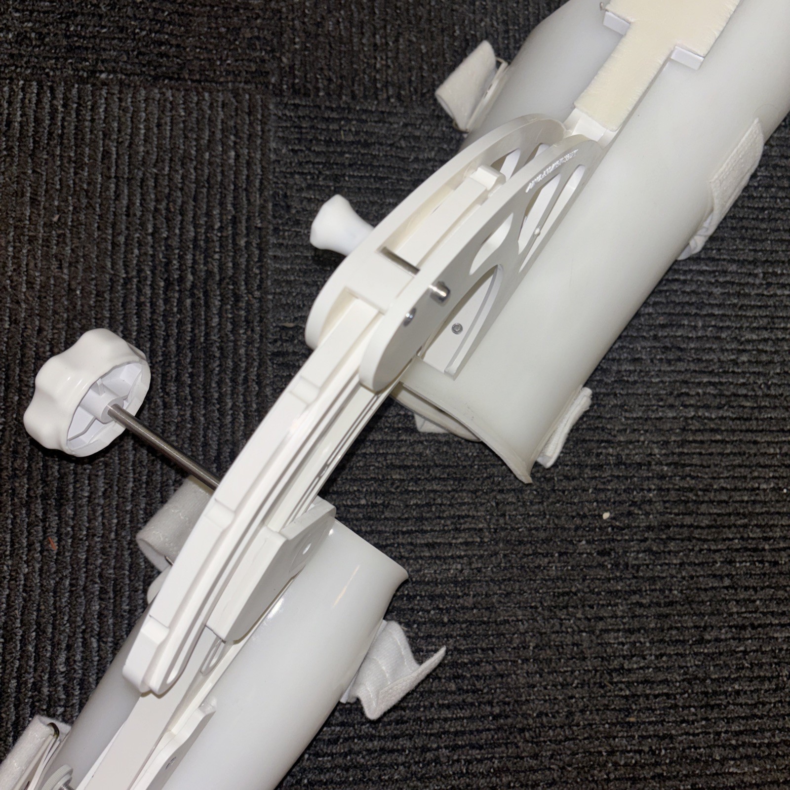 Free Shipping JAS GL Knee Extension Device For Parts Only No Medical Use