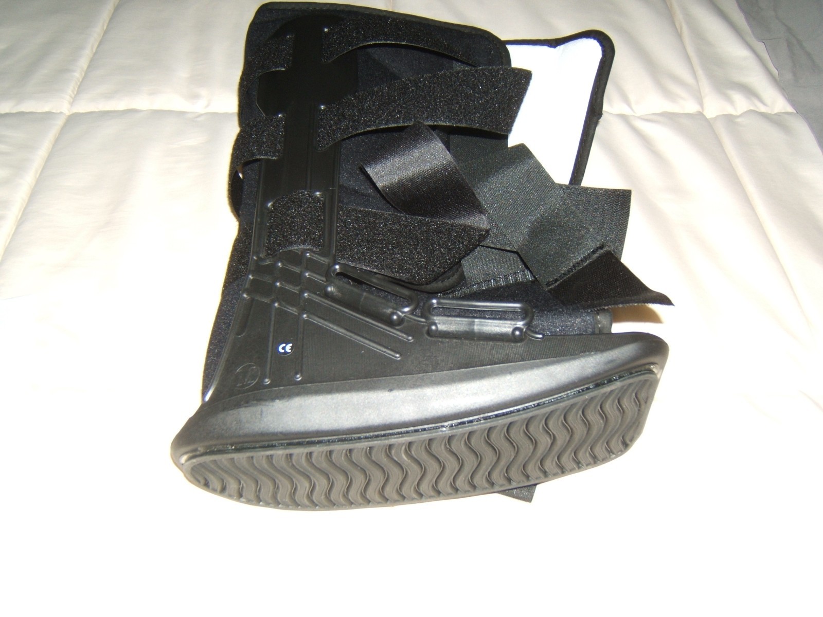 Walking Boot Size Medium Procare Pro-Step Walker 79-98795 Black NEW with manual