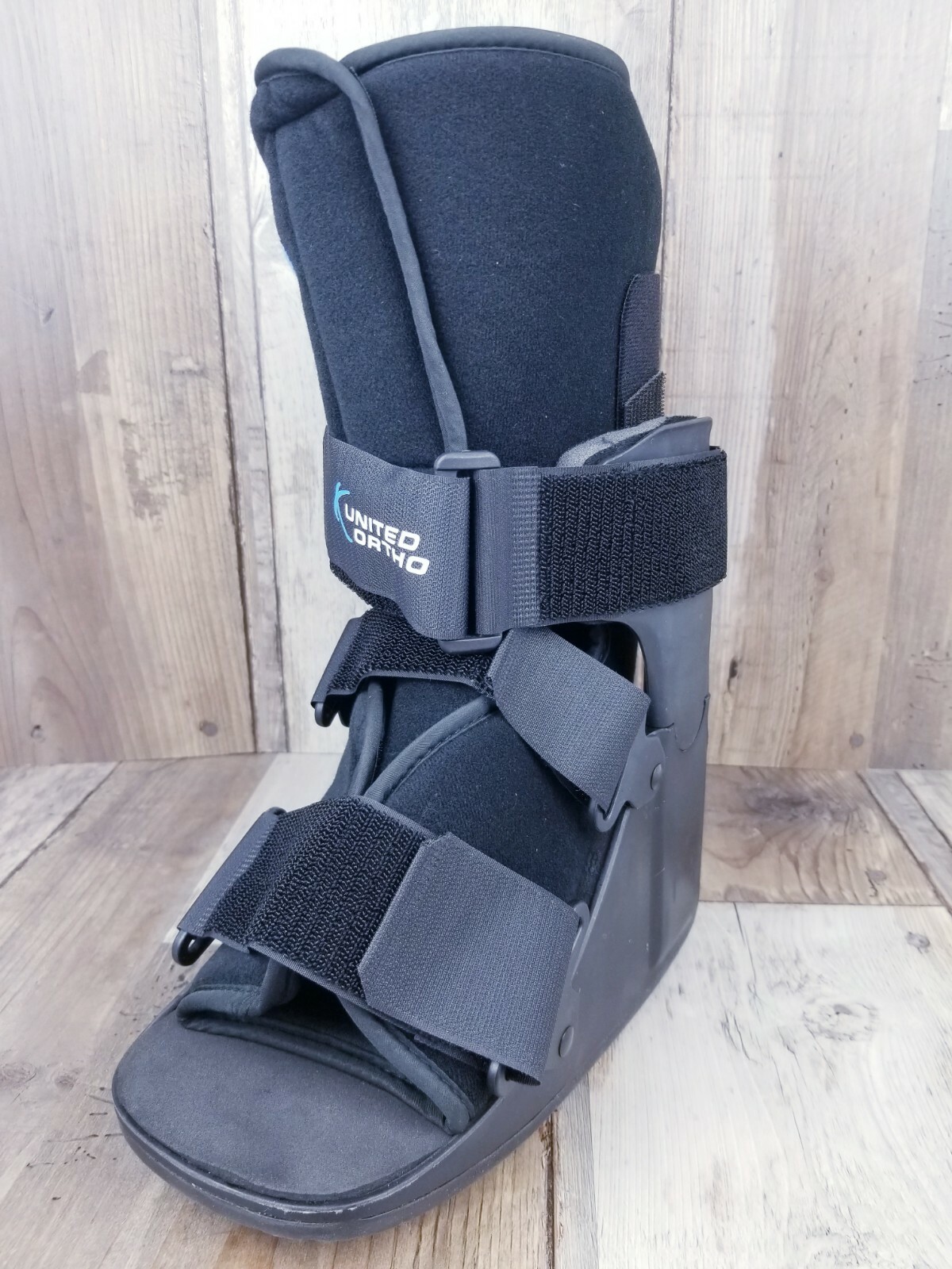 United Ortho Short Air Cam Walker Fracture Boot – Size Small – Black – USA14113