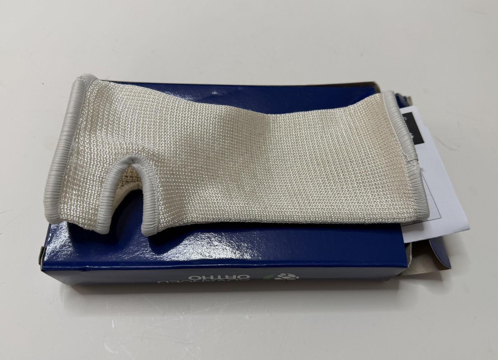 Advanced Orthopaedics LARGE White Elastic Slip-On Wrist Support NEW Made in USA