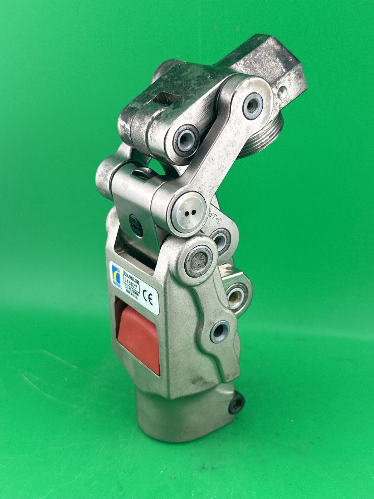 Ossur Polycentric 2000 Prosthetic Knee. Hydraulic Has Air in It. Parts Only.