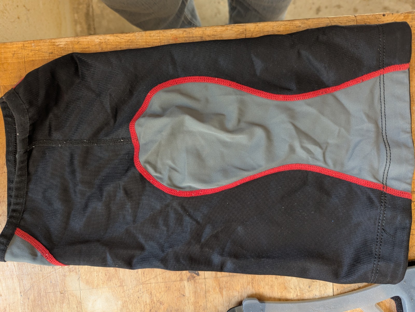 DonJoy OA Reaction WEB Knee Brace Medial Right Lateral Left Size XL. (#C2#)