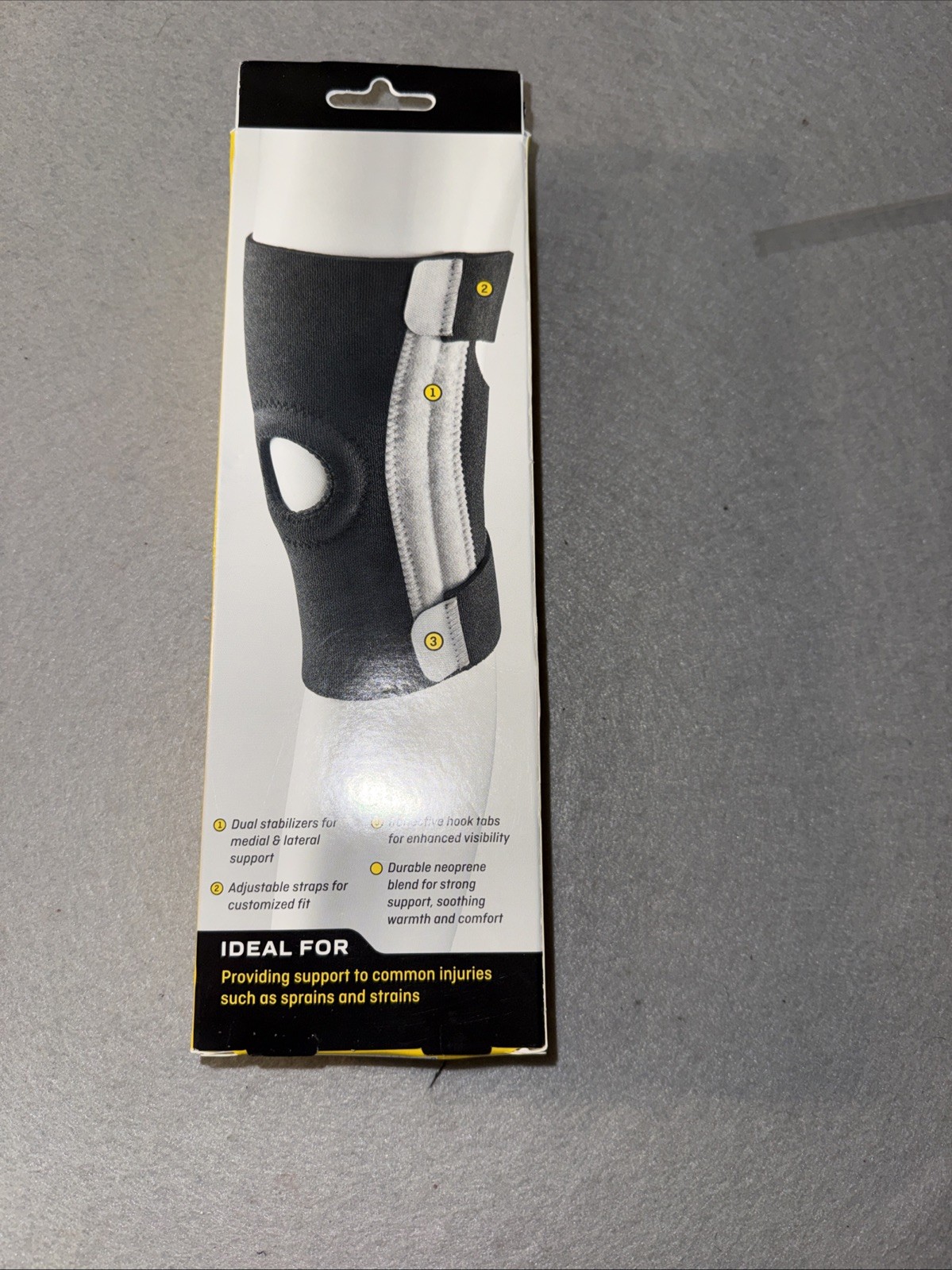 FUTURO Knee Performance Stabilizer, Adjustable 47550 -Damaged Box