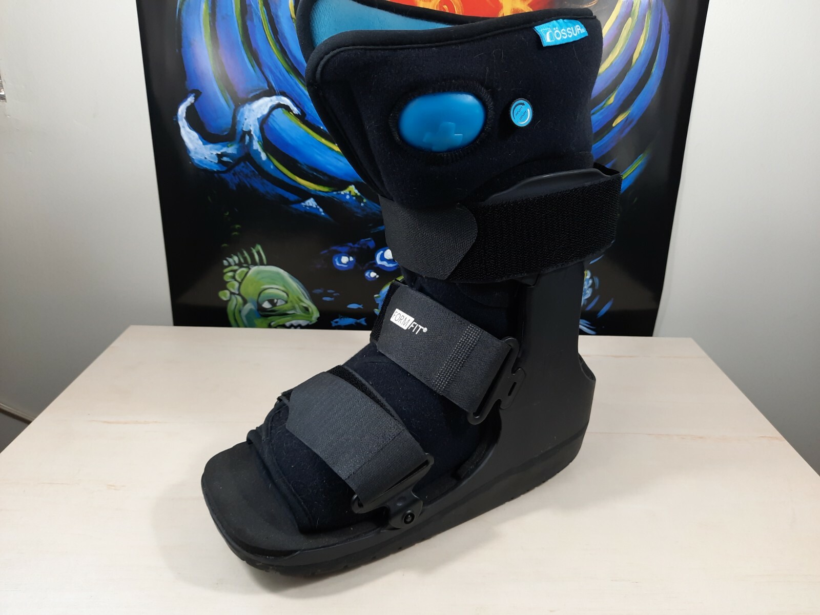 Ossur Low Form Fit Air Walker Fracture Cam Ortho Boot