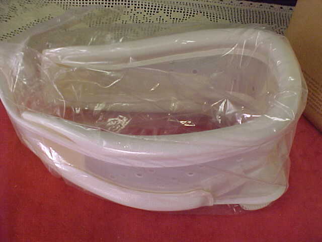 Chin Support Collar Rigid Plastic is Universally Adjustable White New Old Stock