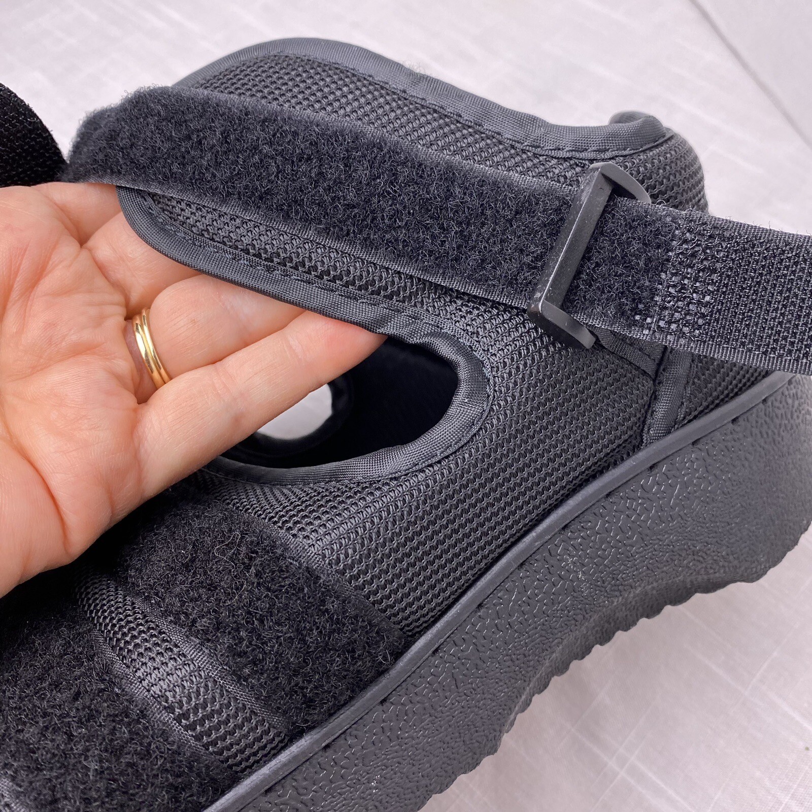 ProCare Post Op Shoe Squared Toe Shoe 79-81233 S Men’s 5.5-7 Women’s 6.5-8