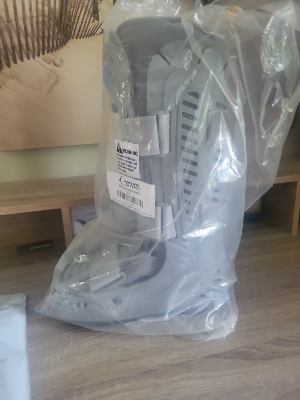 United Ortho USA16105 360 Air Walker Standard Fracture Boot Medium Gray