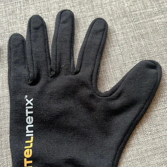 Intellinetix Vibrating Gloves for Pain Relief Circulation Size Small