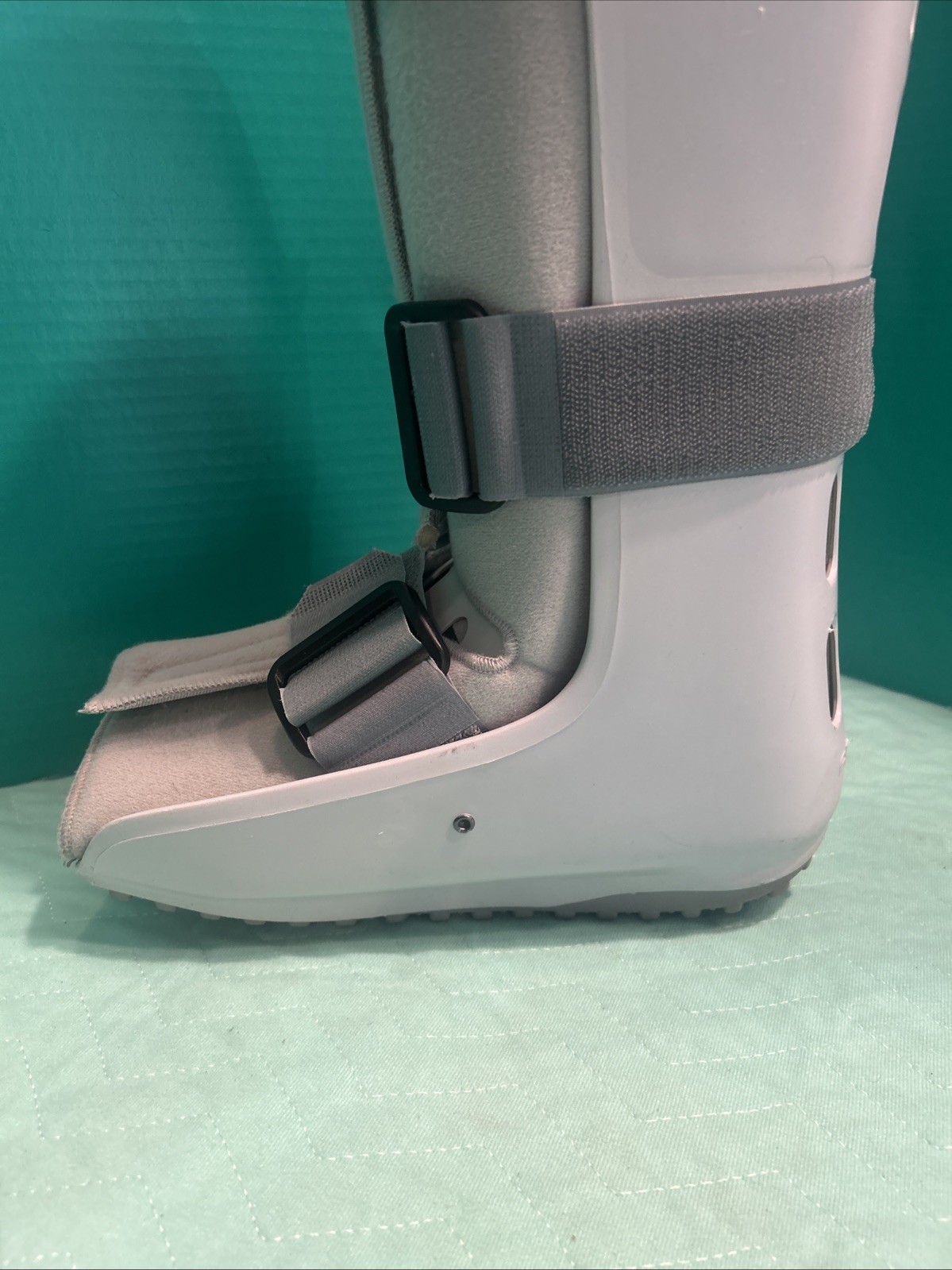 Aircast Foam Walker semi-Pneumatic Foot Leg Ankle Brace Walking Boot Medium GUC