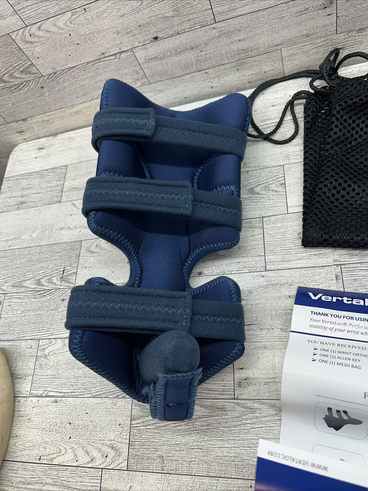 Vertaloc Universal Performance Wrist Brace VL307PWB New, Right/Left Wrist