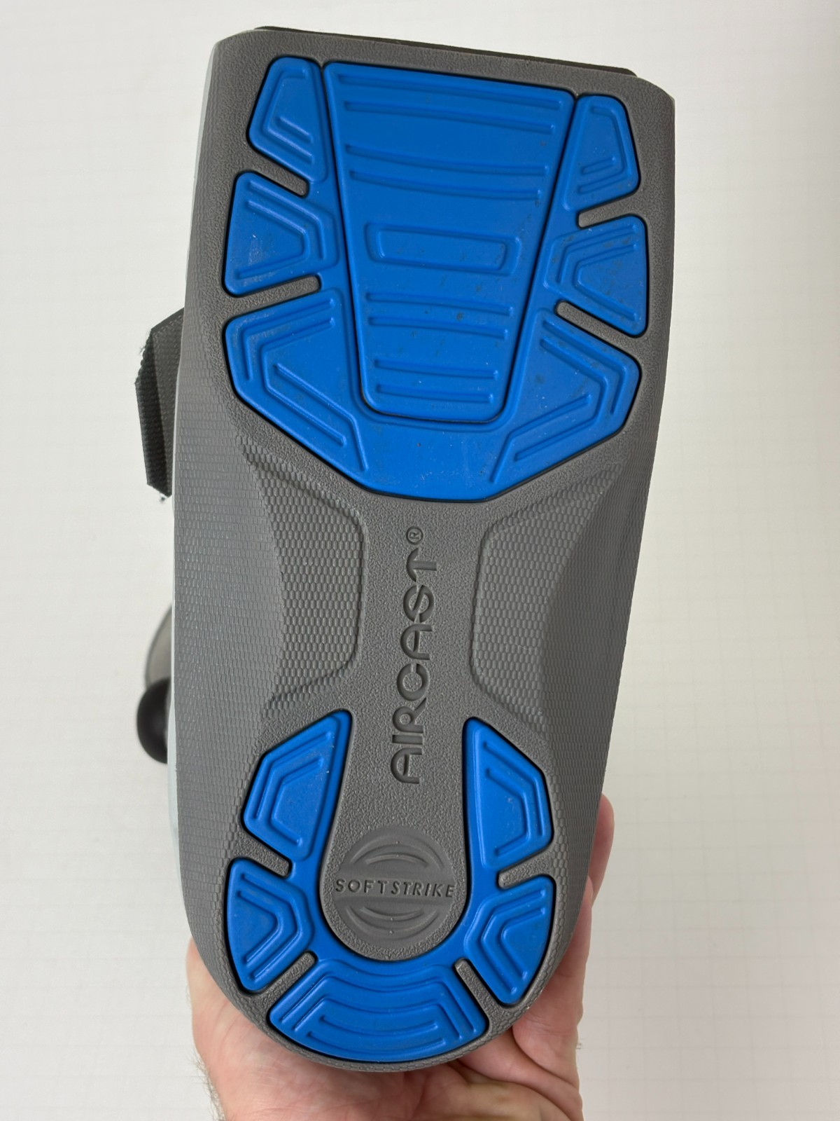 Aircast AirSelect Short Walker Brace / Walking Boot – Gray, Size: M
