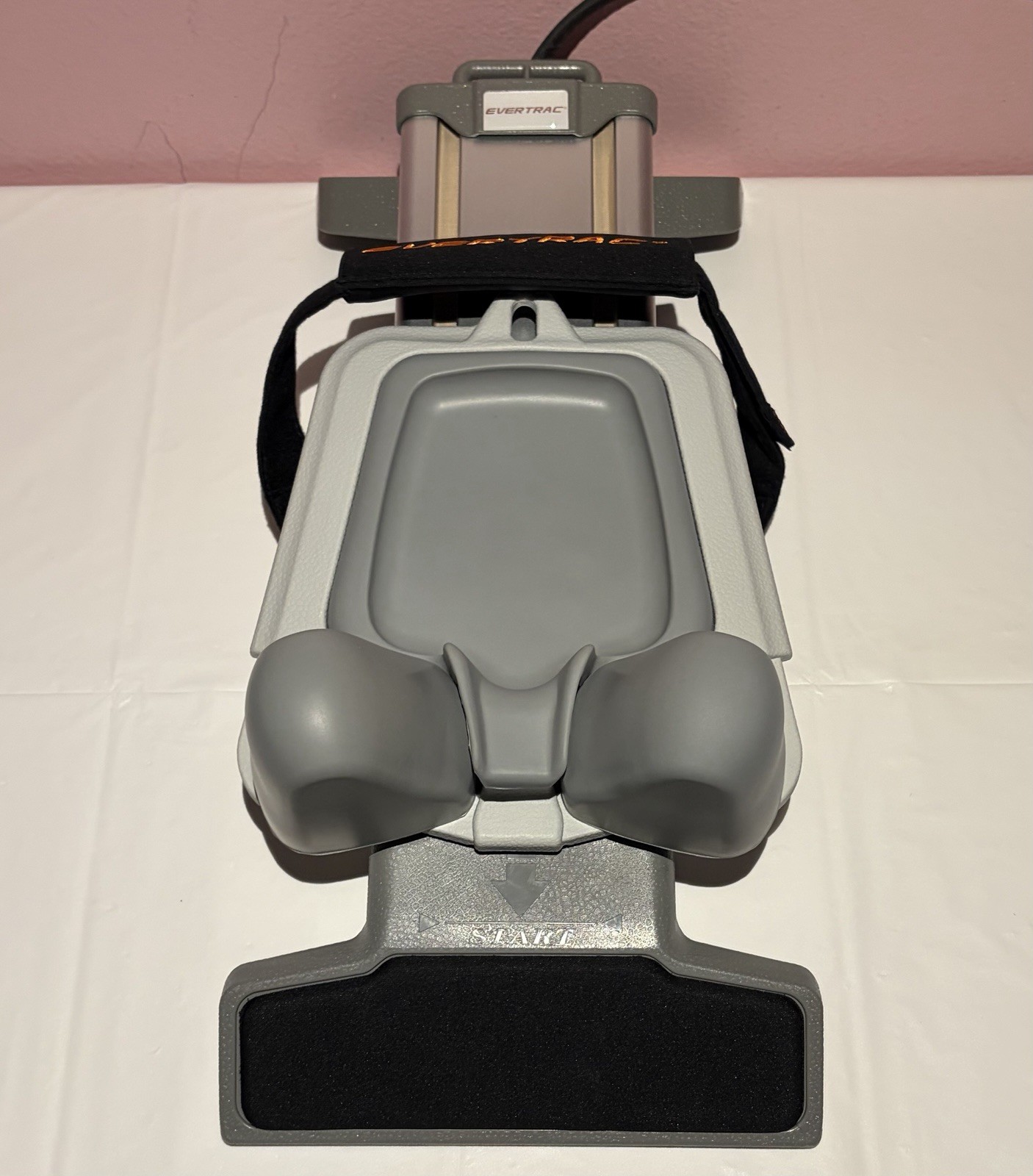 Evertrac Cervical Neck Traction Device CT-800 w/ Storage Case