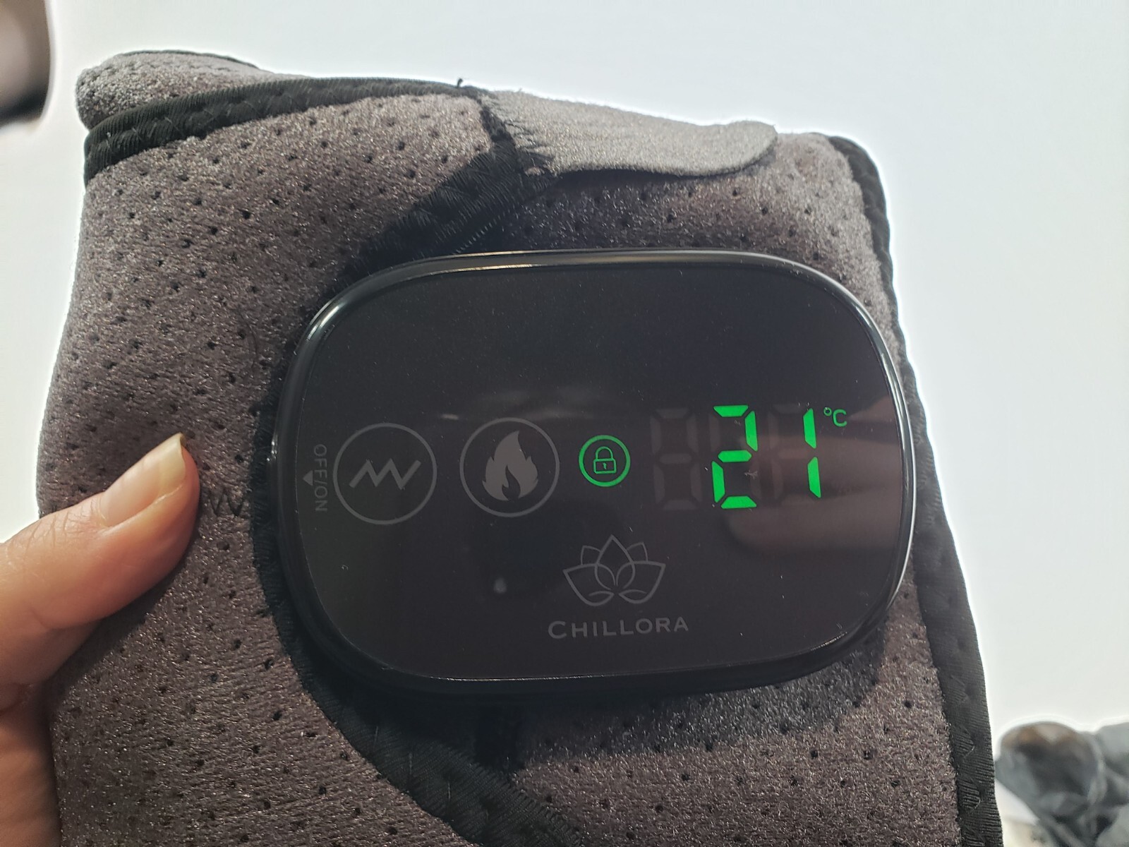 CHILLORA Heated Shoulder Wrap – Cordless Shoulder Heating Pad Massager OPEN BOX