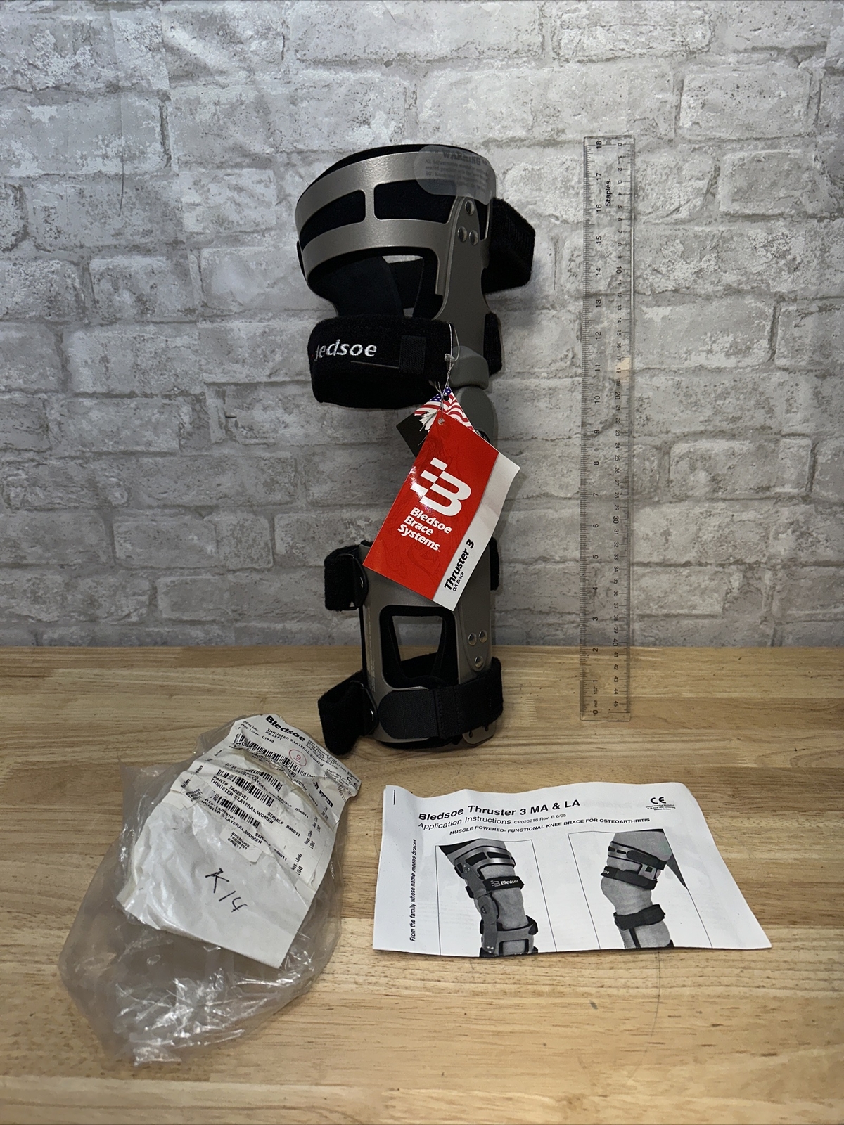 BLEDSOE KNEE BRACE THRUSTER 3 LATERAL SIZE XS LEFT Msrp $649