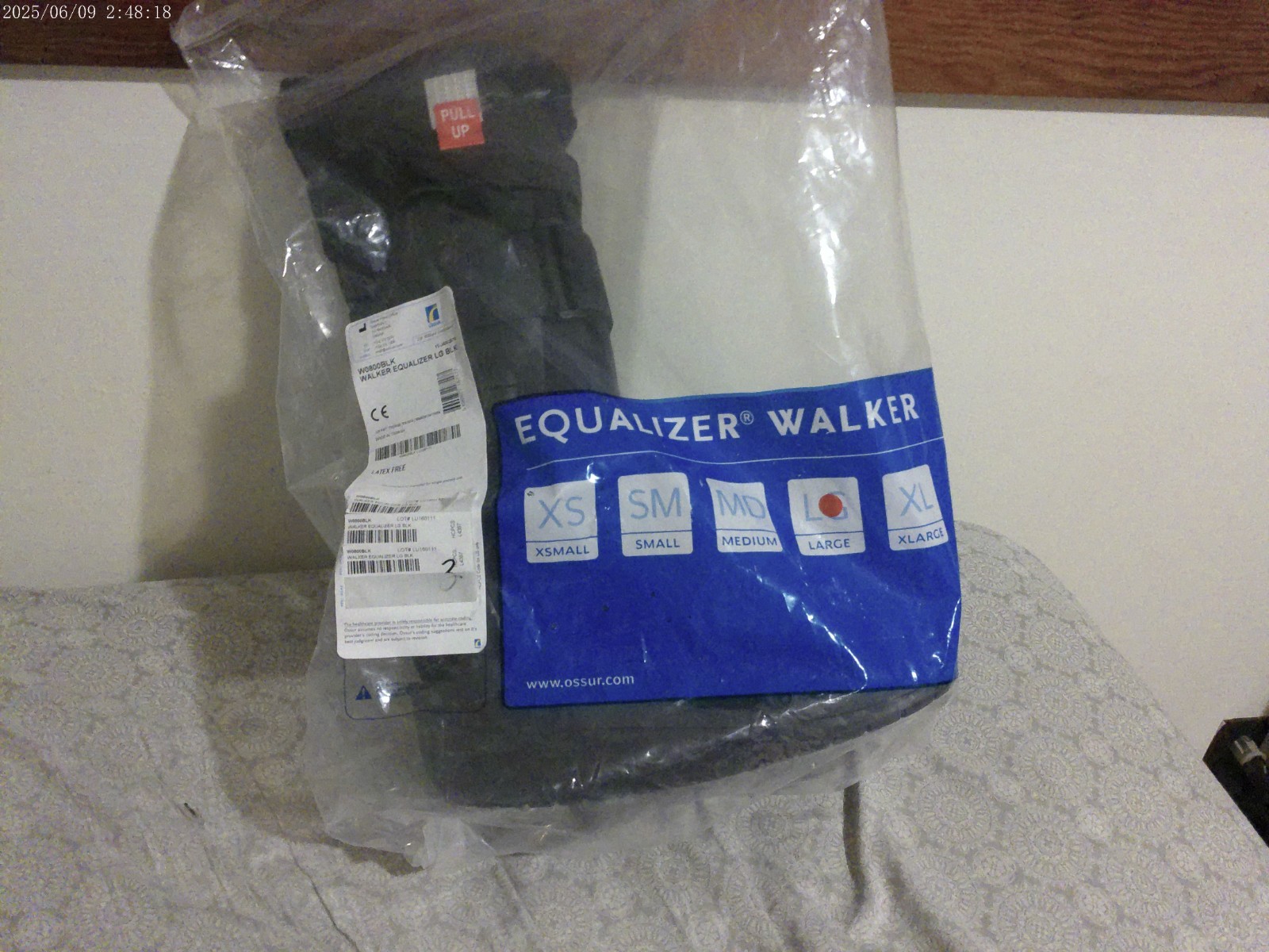 OSSUR Equalizer Walker high top boot LR WO800blk new in package w/ instructions