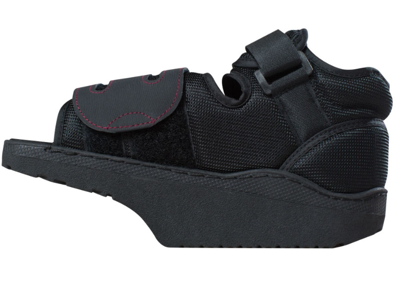 DJO Procare Remedy Pro Off Loading Shoe, Small Male 5–7, Female Black 79-81723