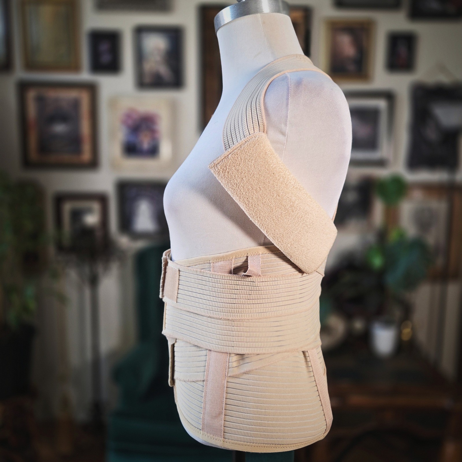 Neo-G Dorsolumbar Support Brace Back Posture Corrector Kyphosis Lumbar Medium M
