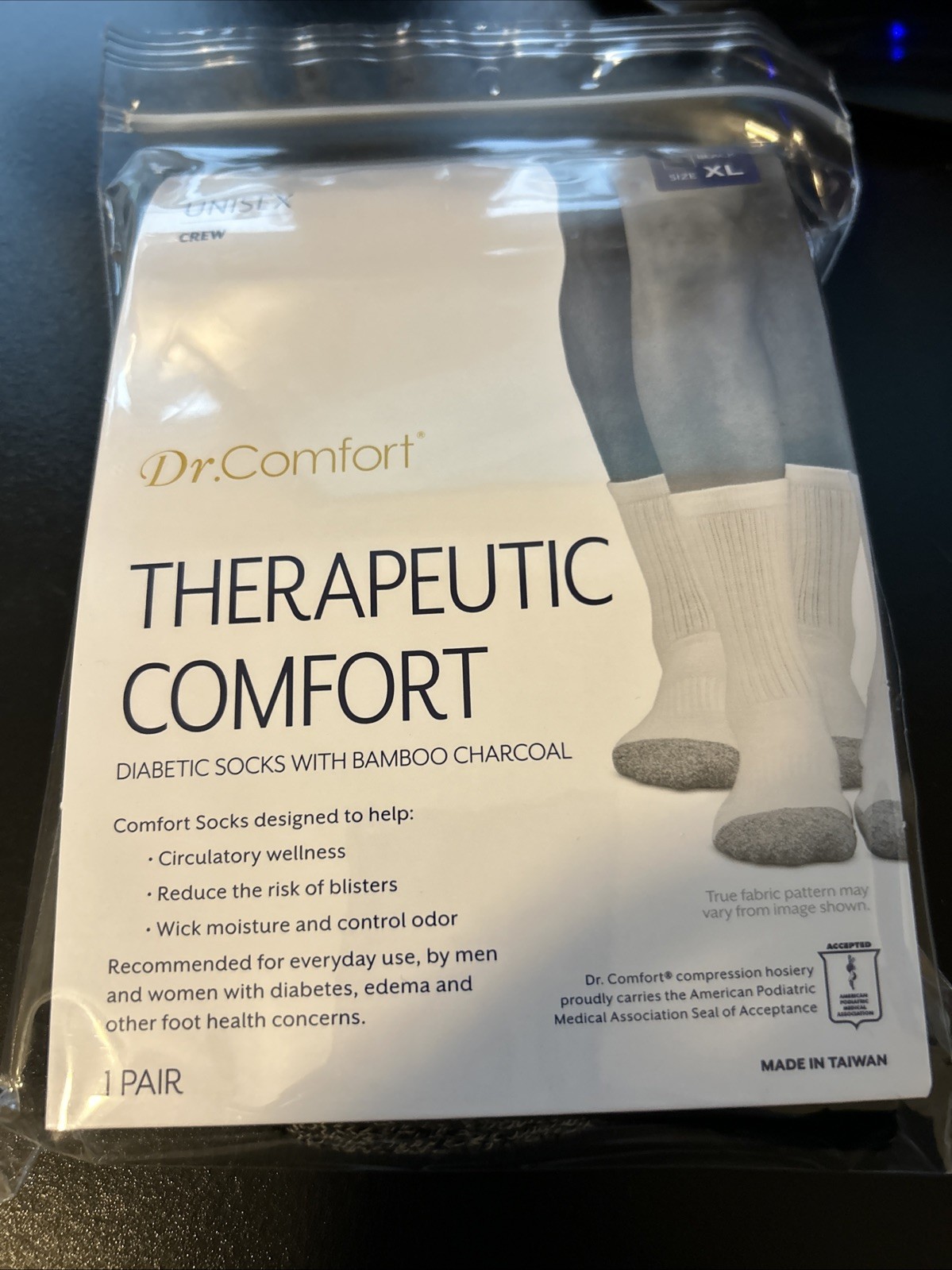 Dr Comfort Diabetic Crew Length Socks Supports Shape to Fit Seamless Unisex NEW