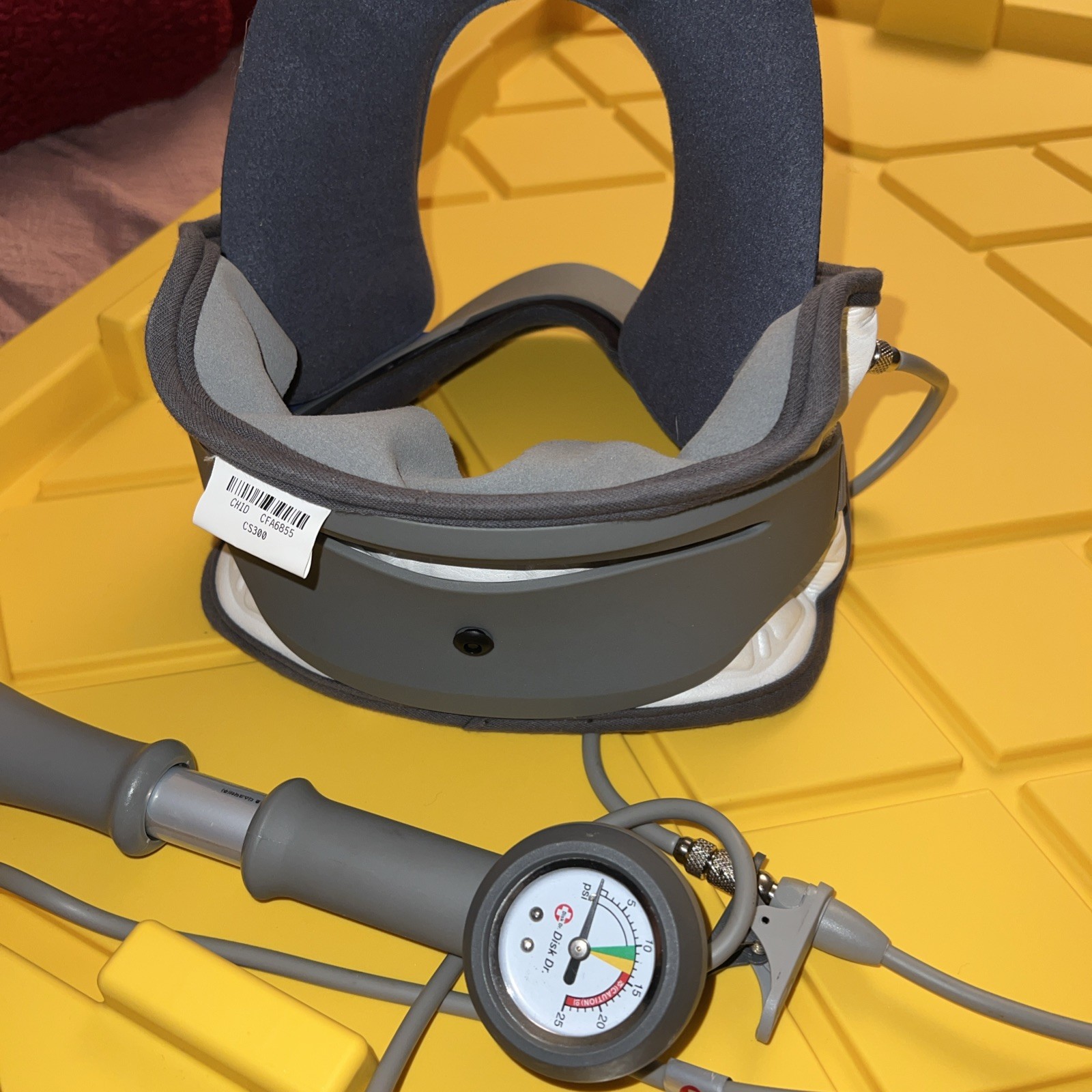Disk Dr. CS300 Neck Pain Relief Air Traction Device (Air Injection Type)