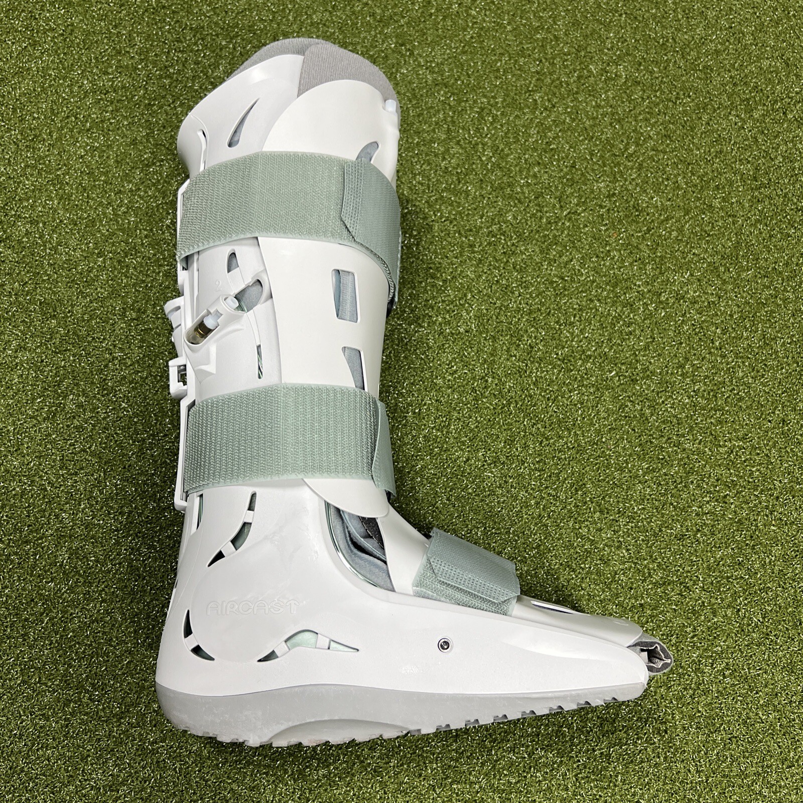 Aircast XP (Extra Pneumatic) Walker Brace/Walking Boot Size Small 01P-S