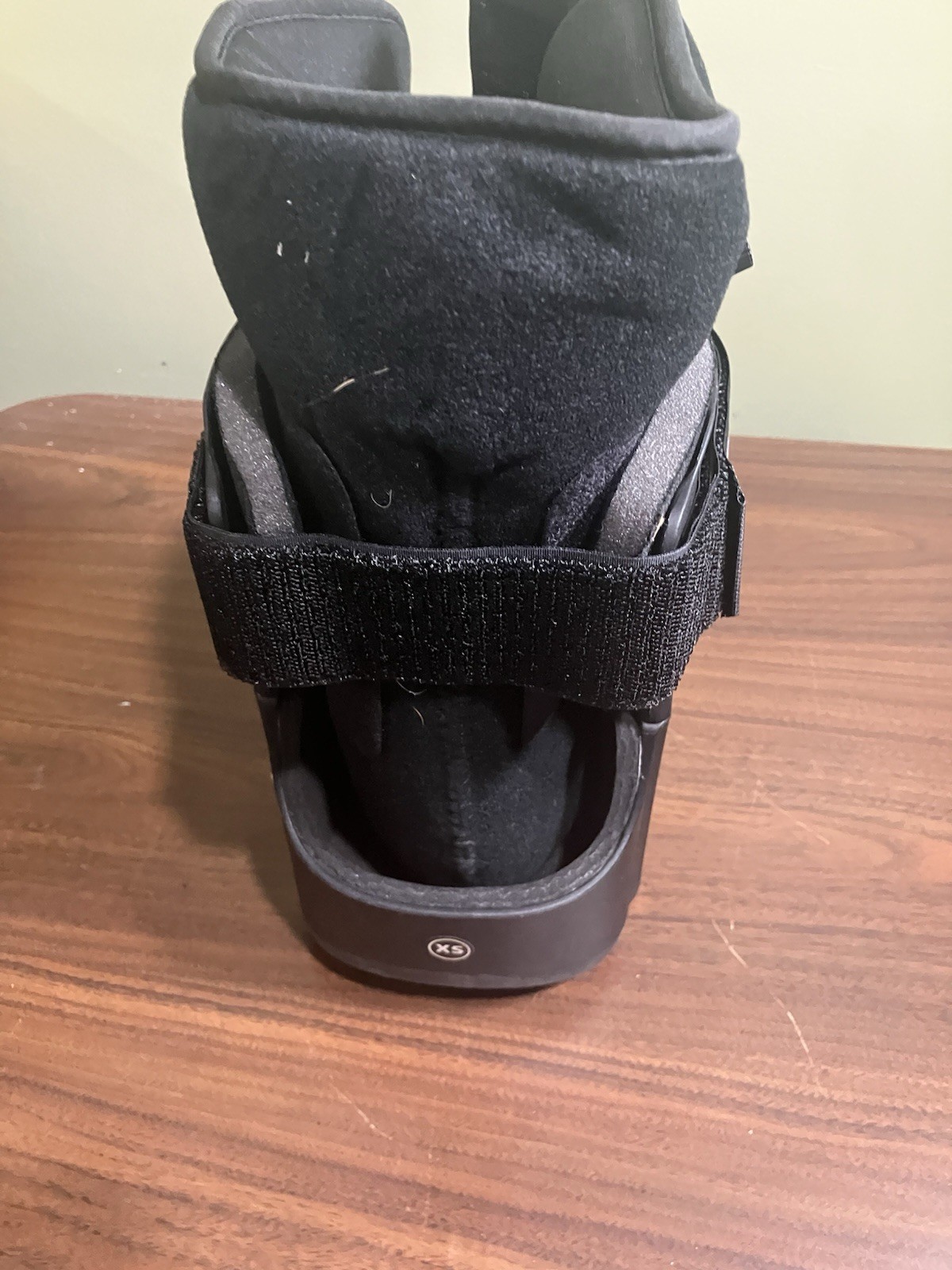 New United Ortho air Walker Fracture Medical Boot size XS