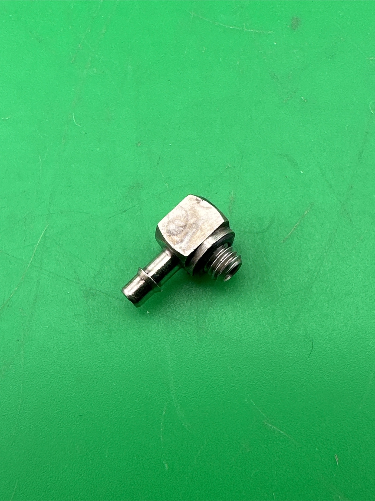 Adjustable 90° Prosthetic Vacuum Barb. Prosthetic Barb.
