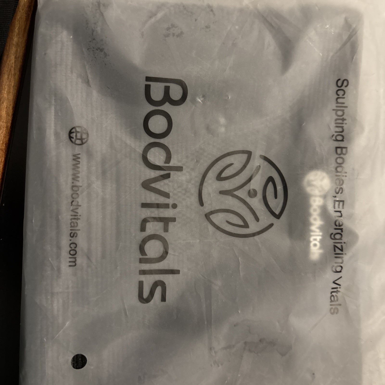 Bodvitals Knee Brace Compression Sleeve Size L Sports Knee Sleeve