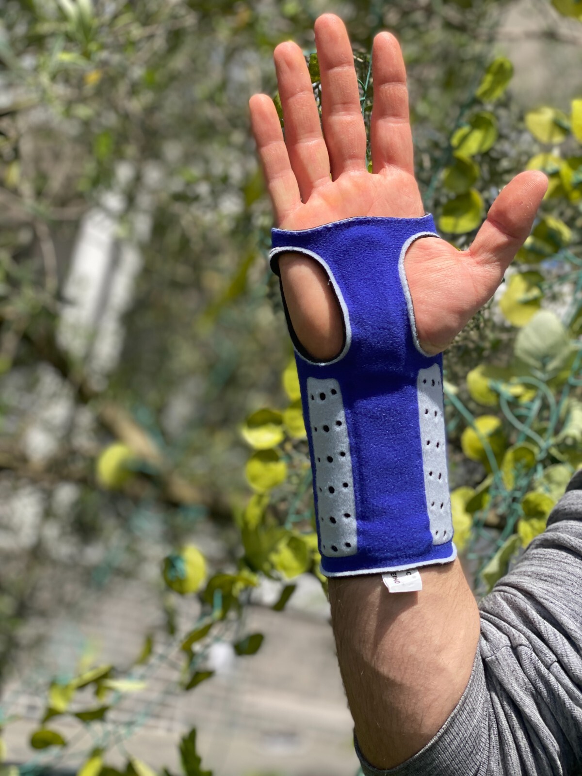 Bauerfeind Manuloc Wrist Stabilizing Support Size 1 Right Or Left Carpus Joint