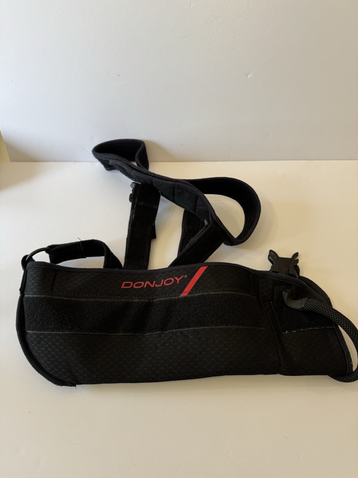 DonJoy UltraSling PRO Universal Shoulder Immobilizer & Sling USED