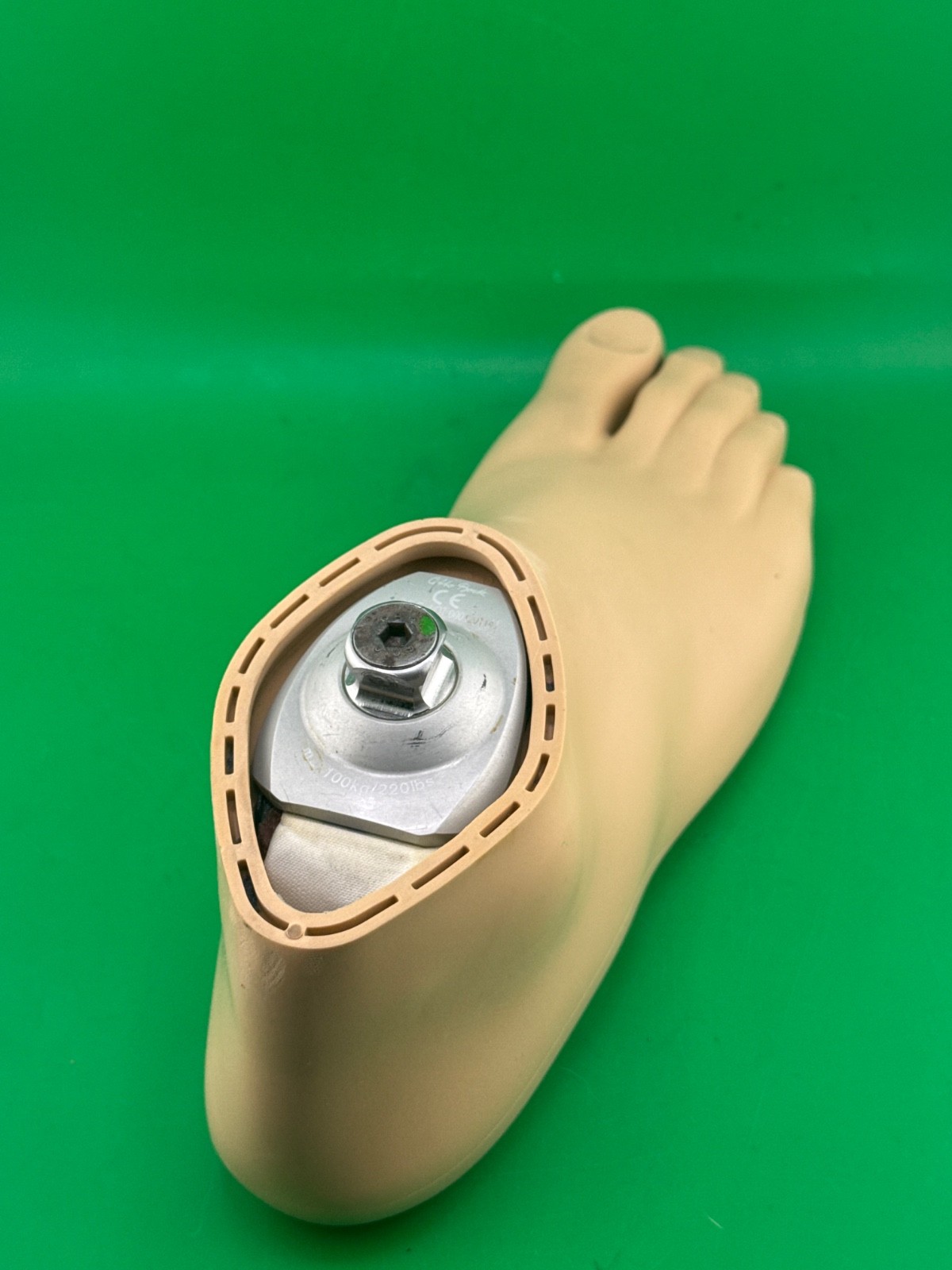 Otto bock Ottobock 1d35 prosthetic foot. Size 28, right, dynamic motion foot