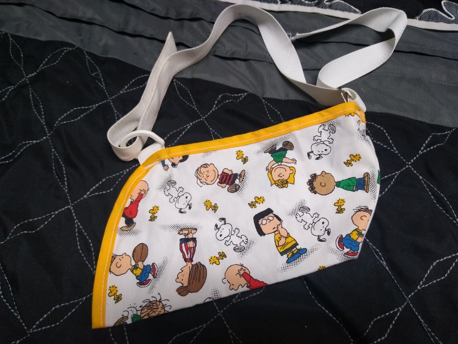 Peanuts Snoopy Childrens Broken Arm Sling Cast Sprain Lucy Woodstock SZ XS USA