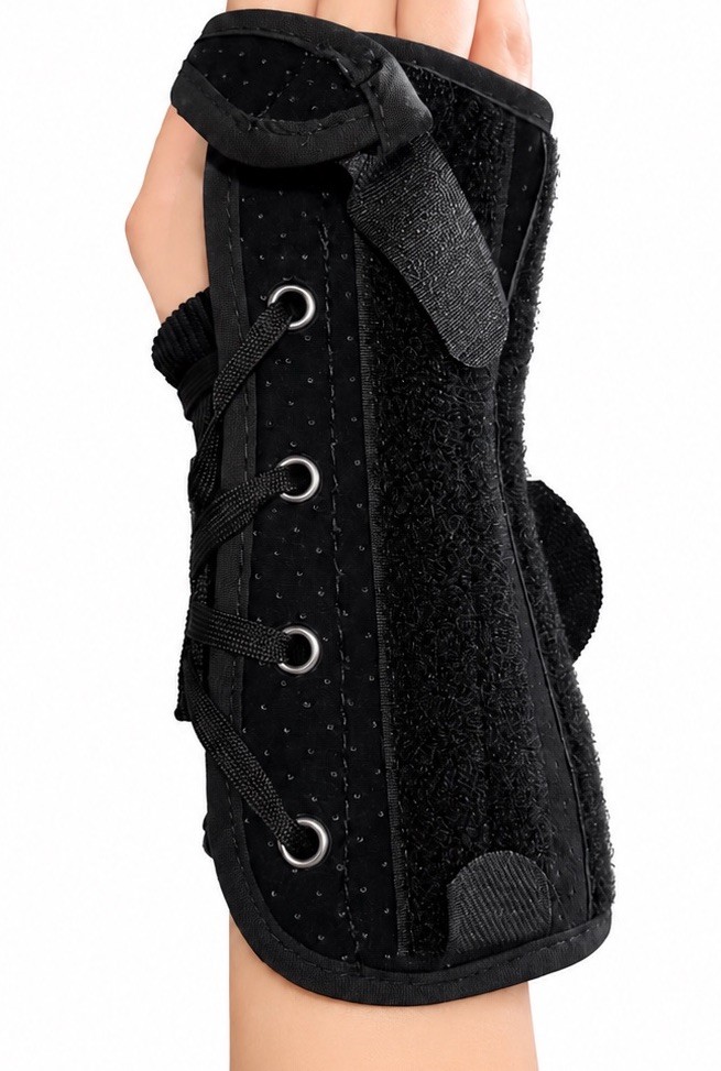 Landmark Medical Right Wrist Brace Small S/RT Black Wraparound Latex Free NEW