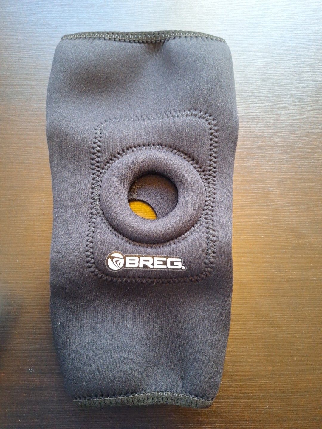 Breg Adjustable Donut Soft Knee Brace Size Small