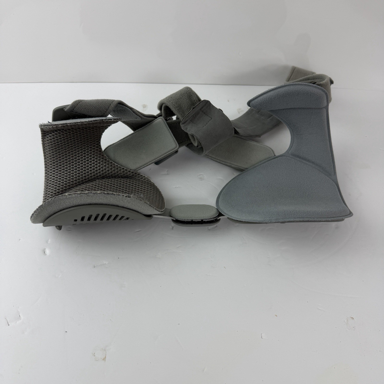 Ossur Unloader One Knee Brace Extra Small Left Medial Right Lateral Knee Brace