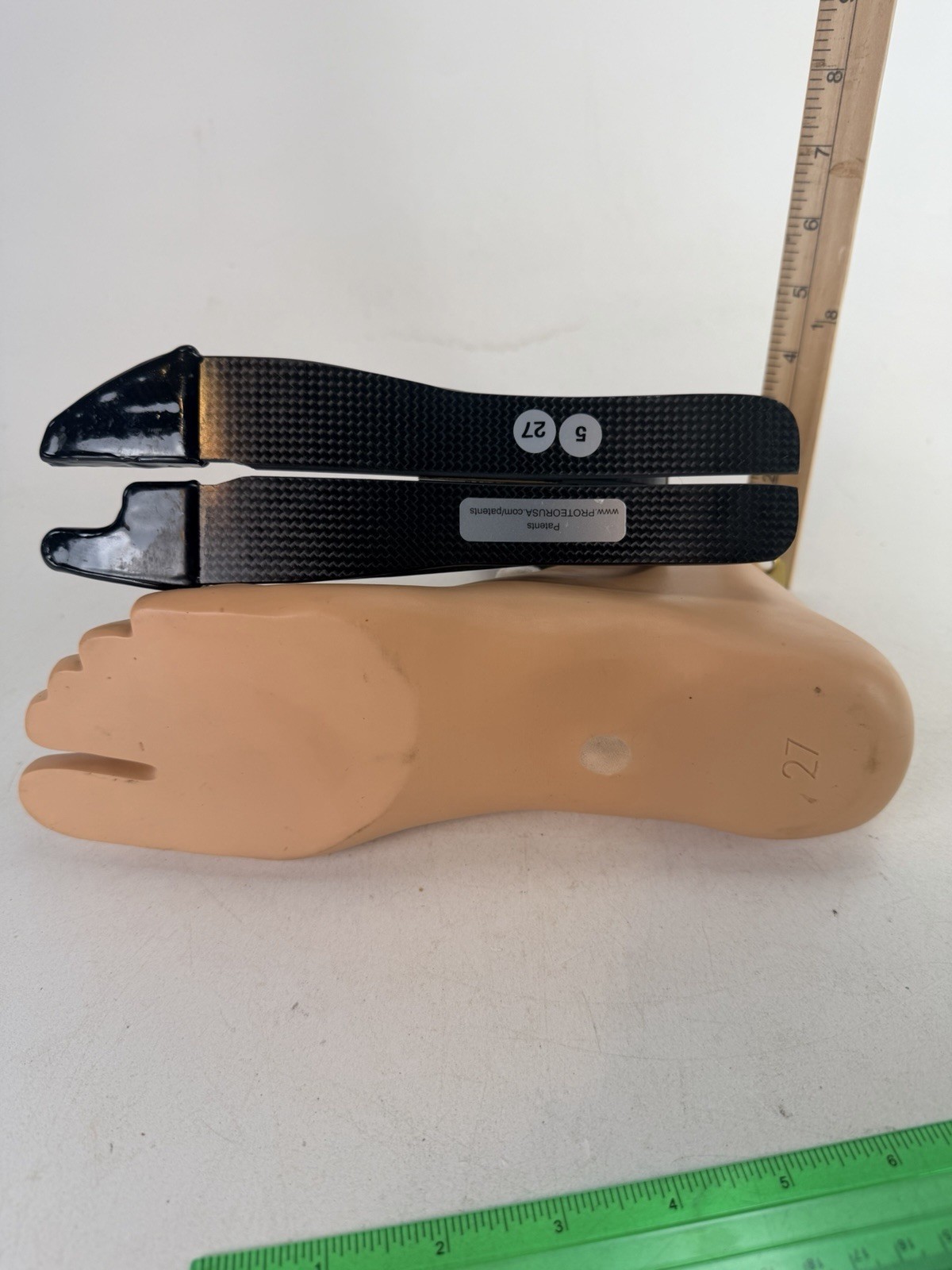Freedom Innovations Shockwave by Proteor Prosthetic Foot Cat 5 27cm Left Carbon