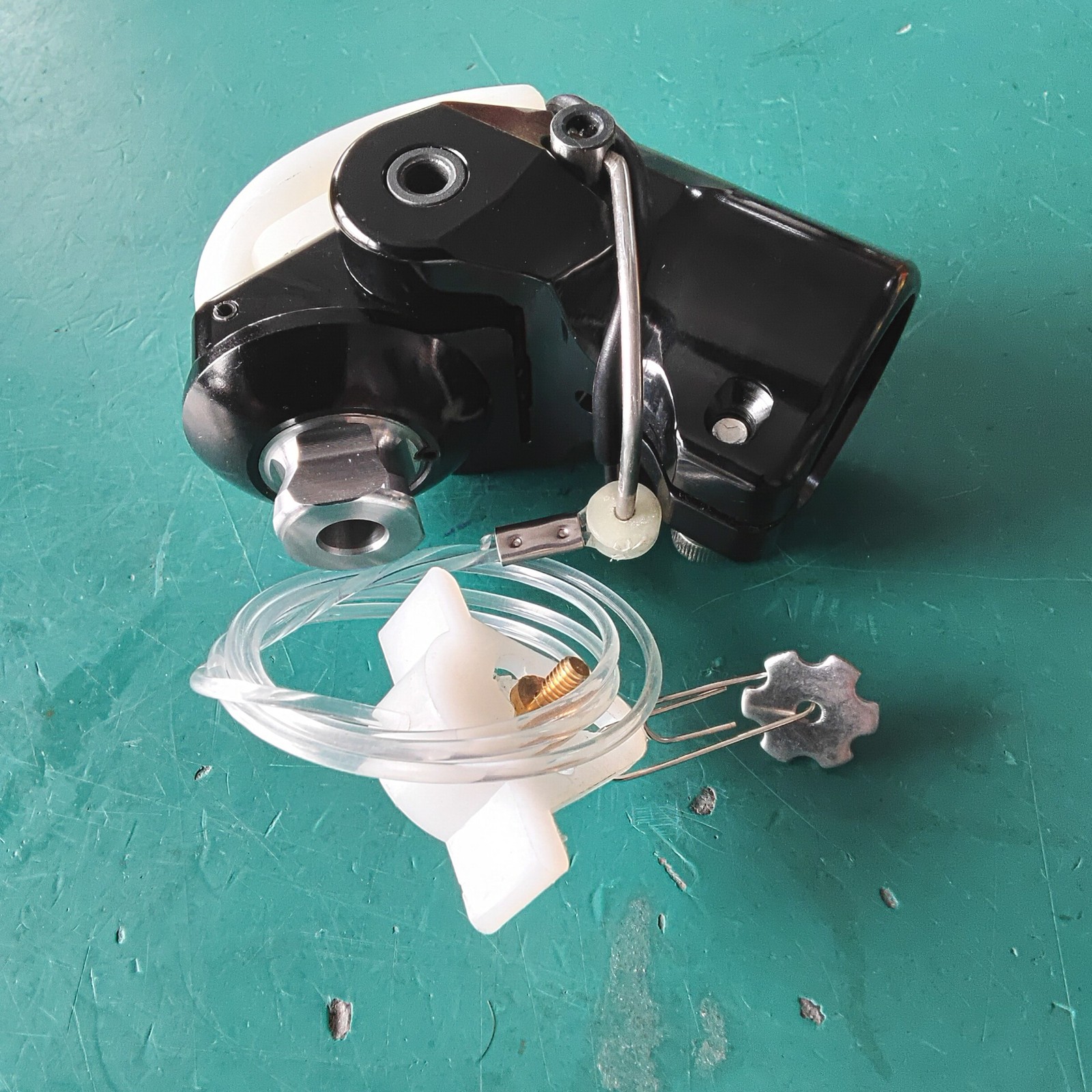 Prosthetic Knee Joint Manual Lock Aluminum Magnesium Alloy 100kg