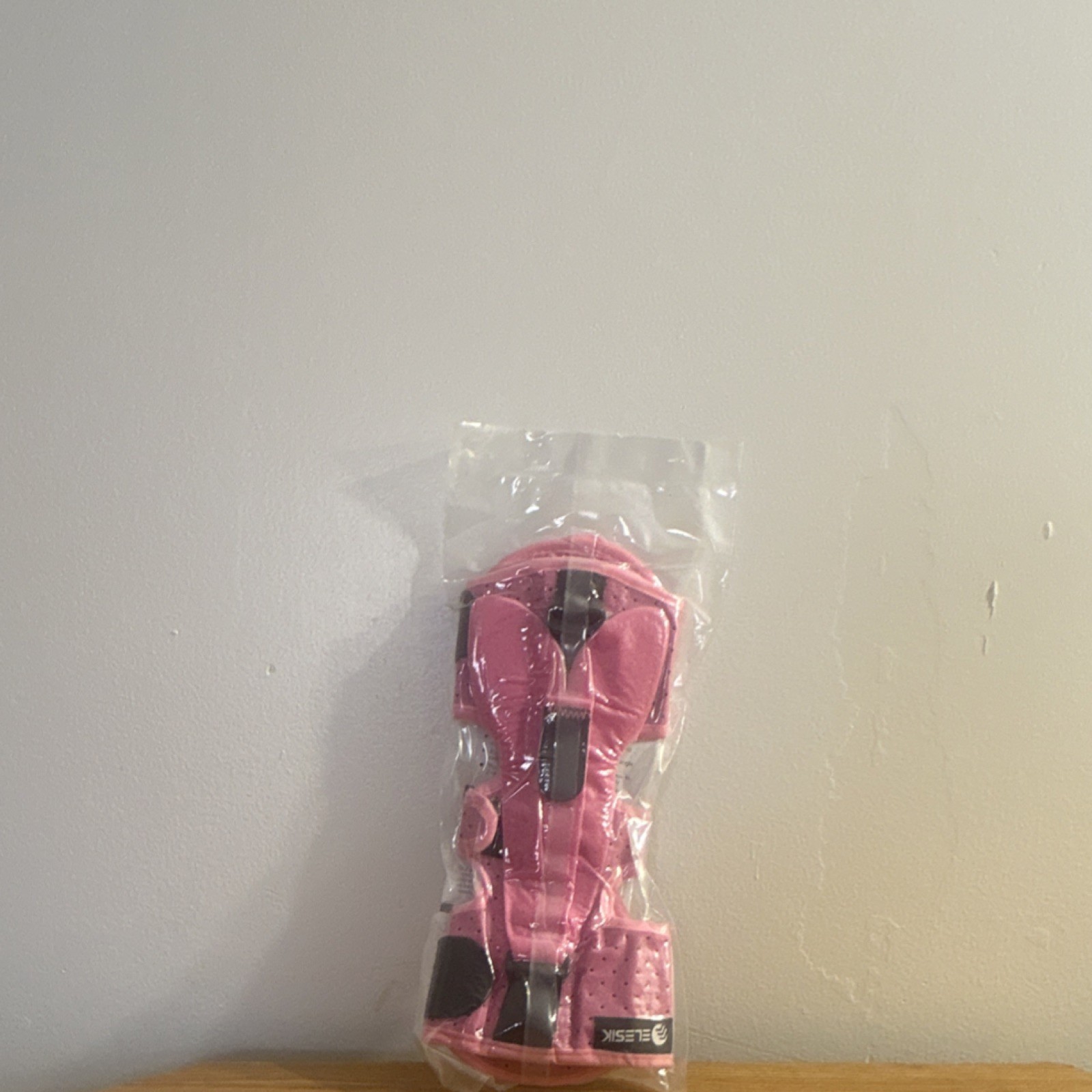 Elesik Night Splint for Plantar Fasciitis Foot Ankle Support Pink