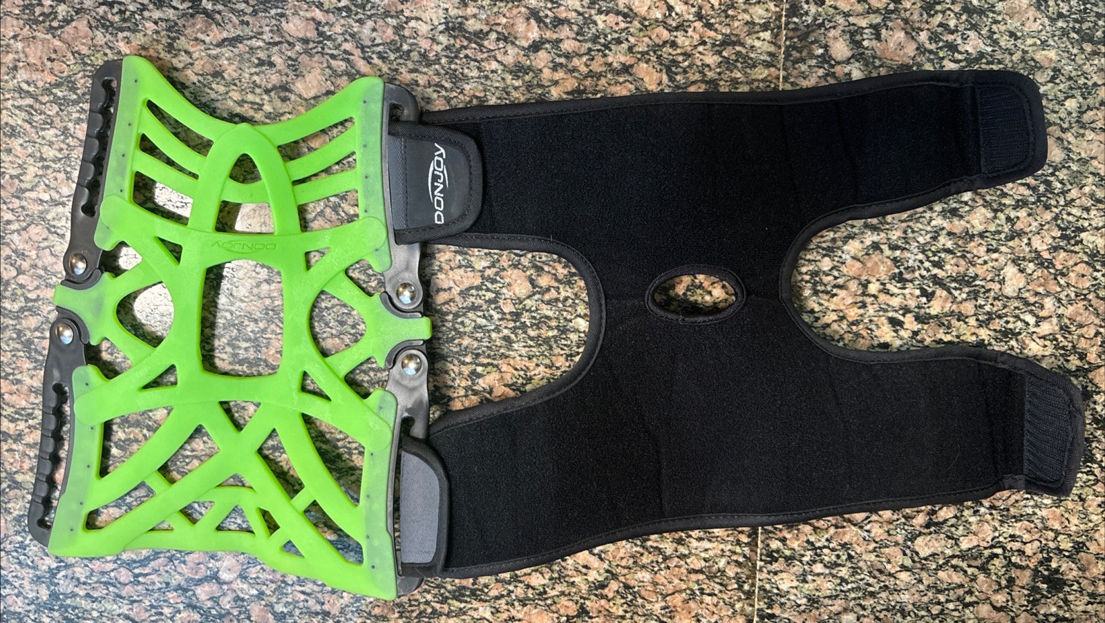 Donjoy REACTION Knee Brace – Green XXXL