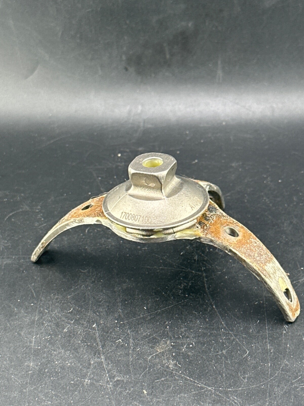 Prosthetic component adapter part. 3 prong lamination adapter