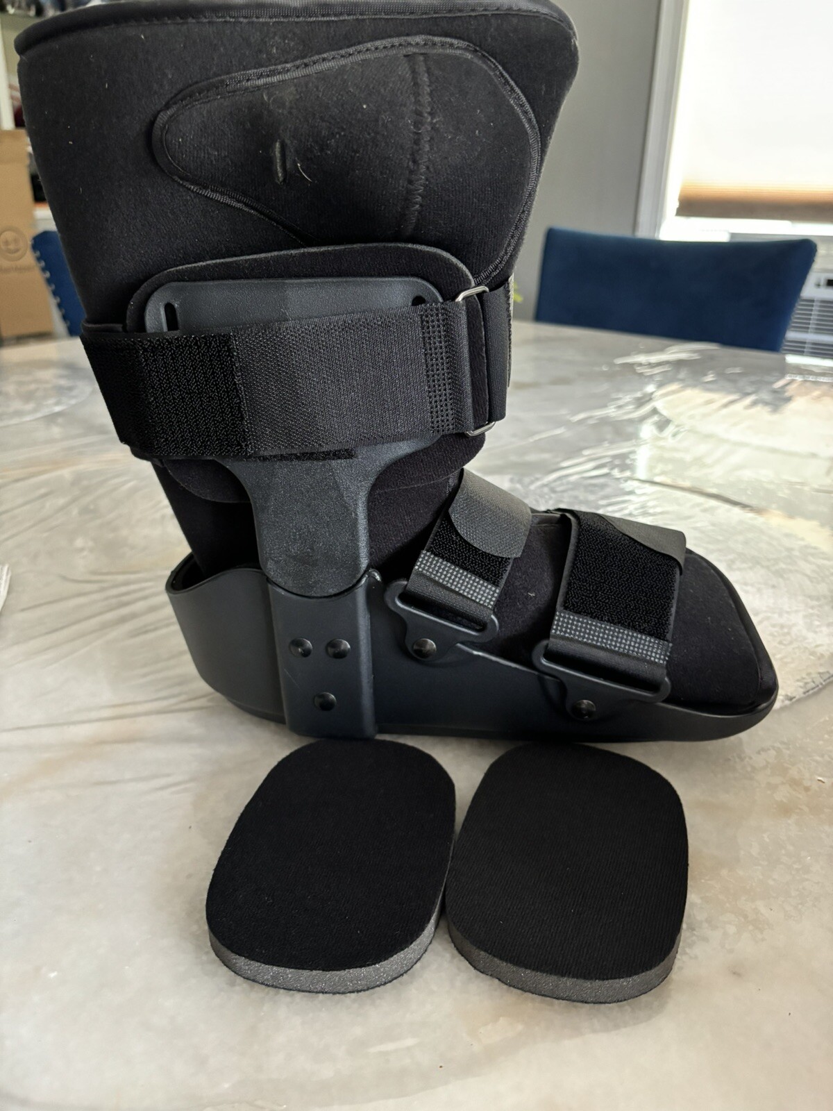Doctor’s Choice Medical Equalizer Walker (Size M Walking Boot NWoT
