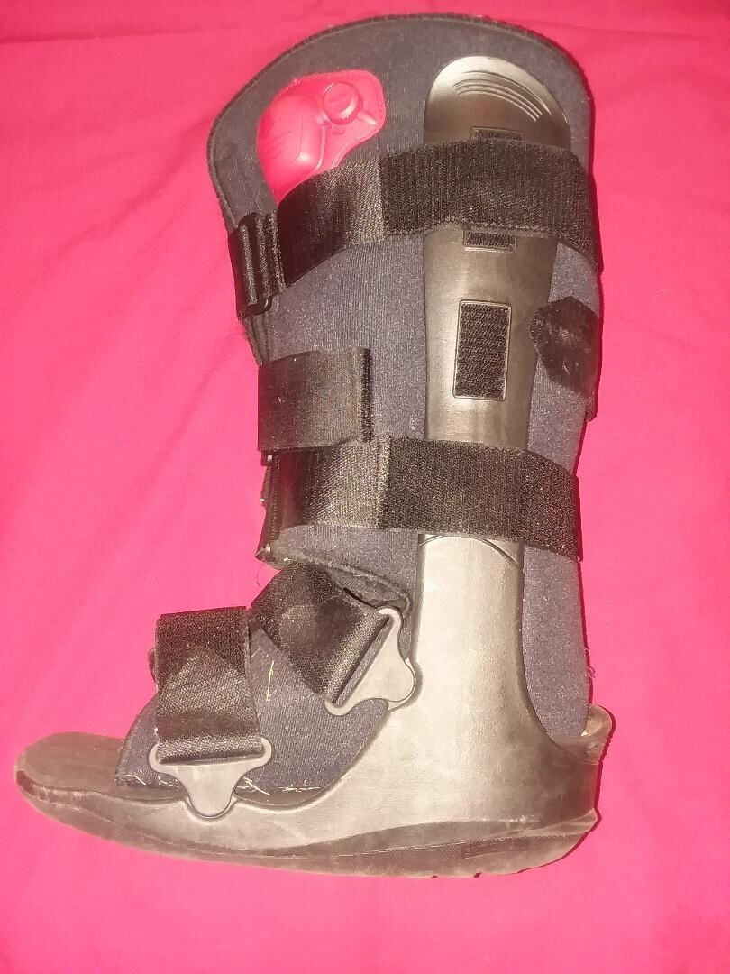 DJO PROCARE XCEL TRAX PNEUMATIC WALKING BRACE BOOT LARGE SHOE ORTHOPEDICS