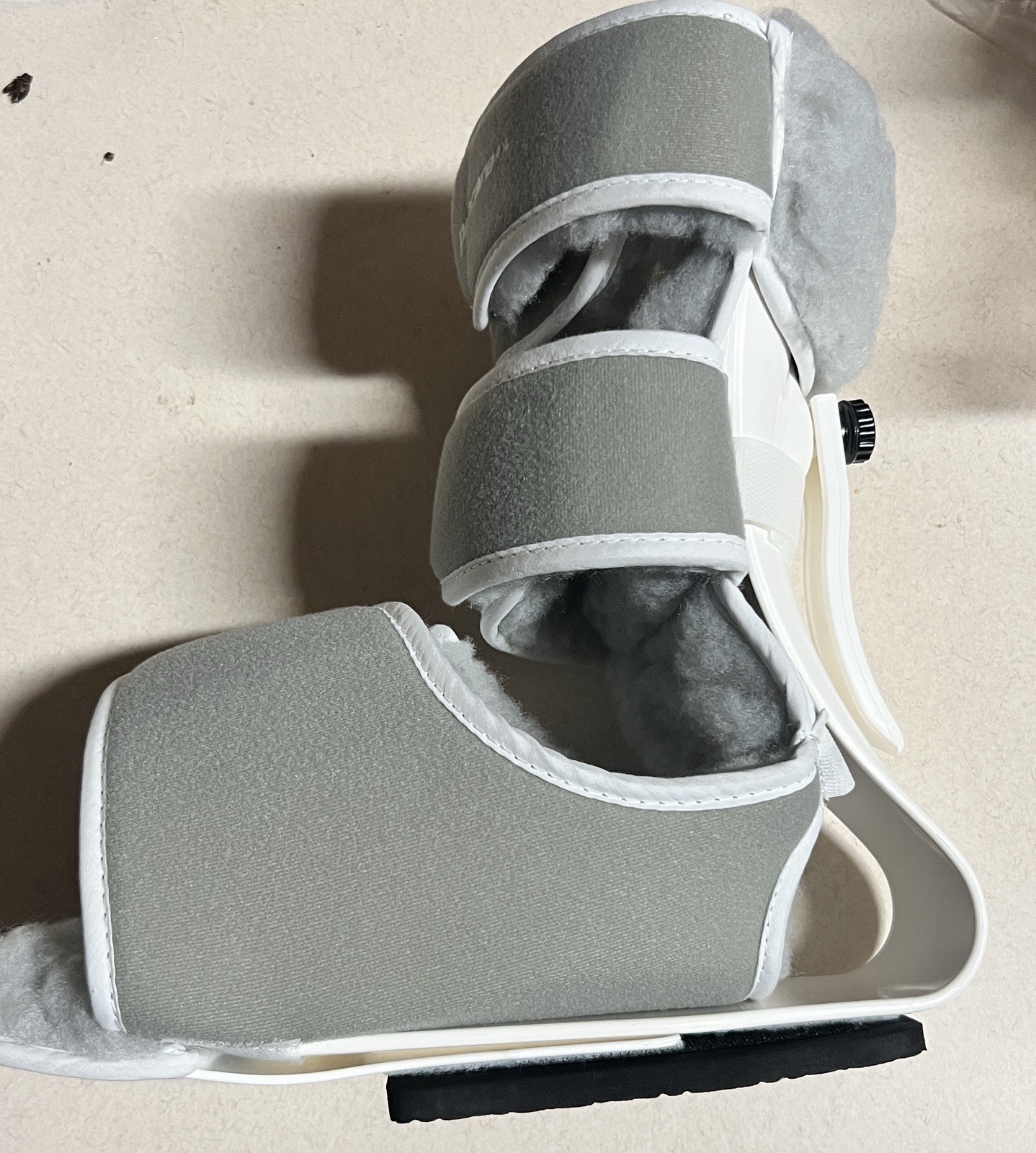 djOrthopedics “Procare” Gray Podous Boot – Size XL- L