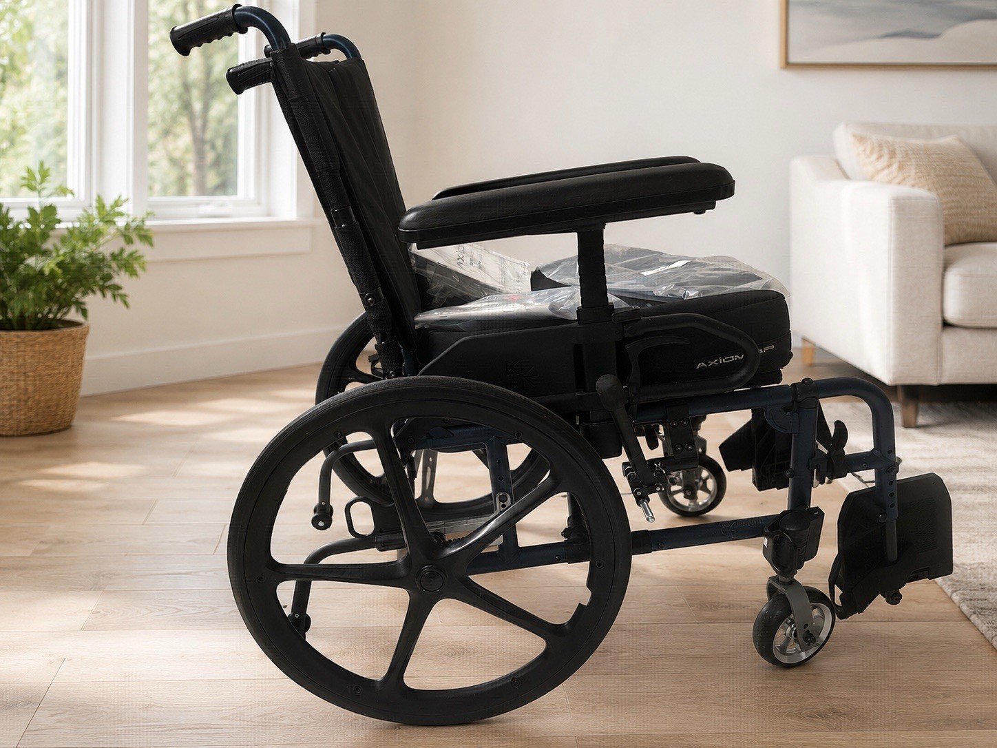 Catalyst 5 Wheel Chair Ultra Light Axiom SP Cushion & accessories .